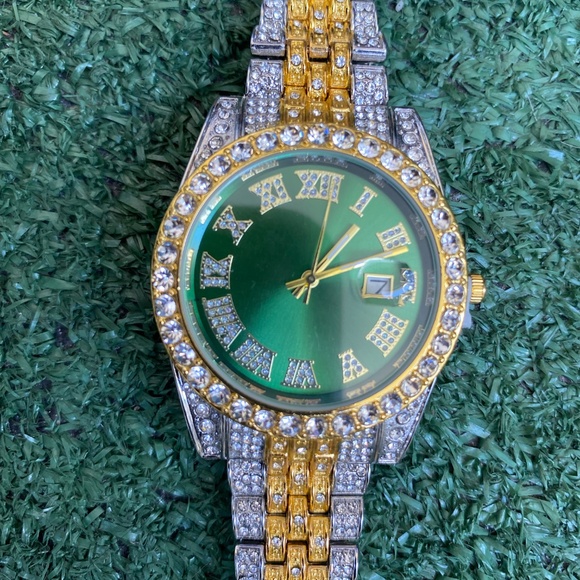 Diamond watch - Picture 3 of 7